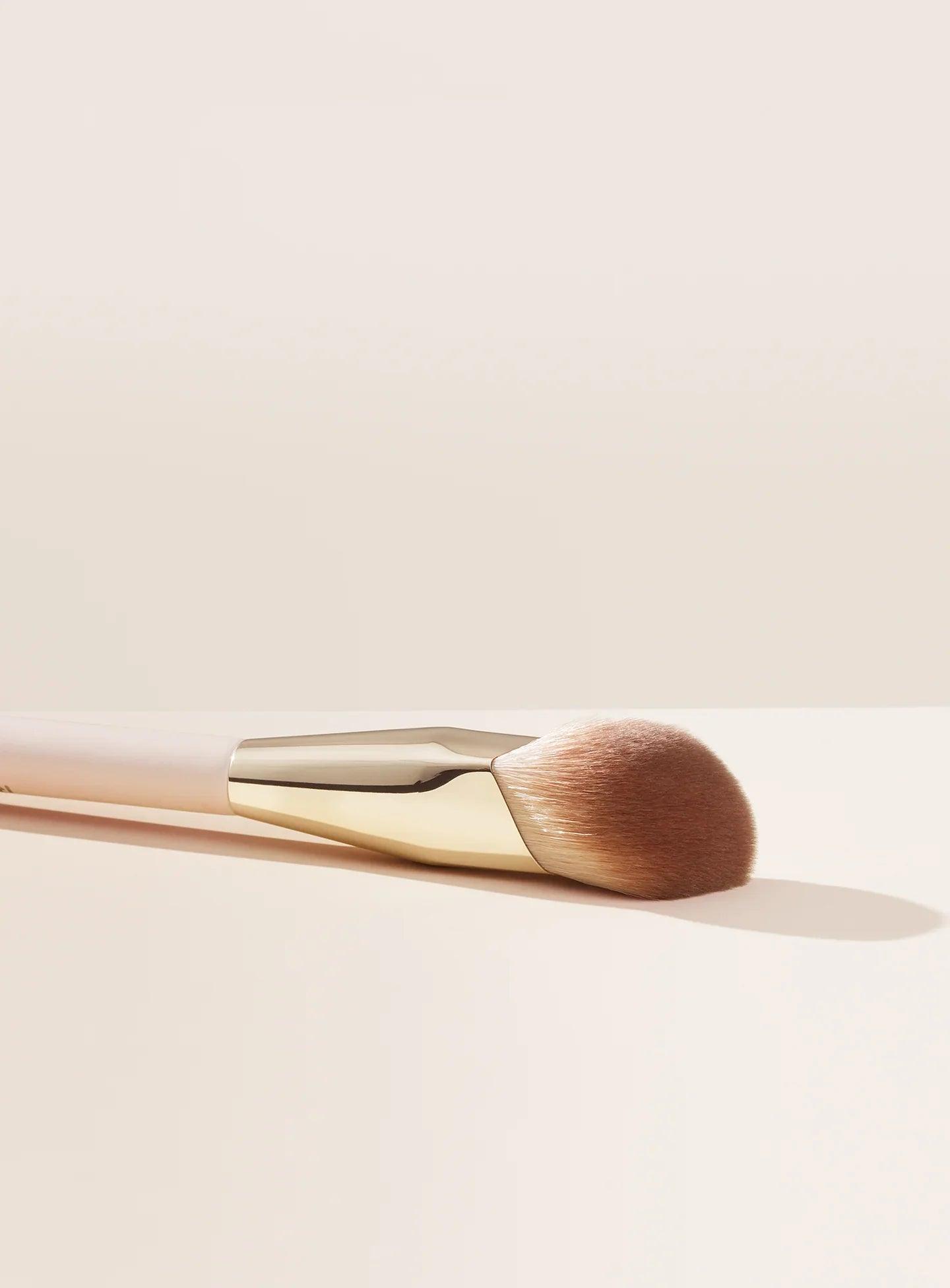 FOUNDATION BRUSH - Kako Hale Chile